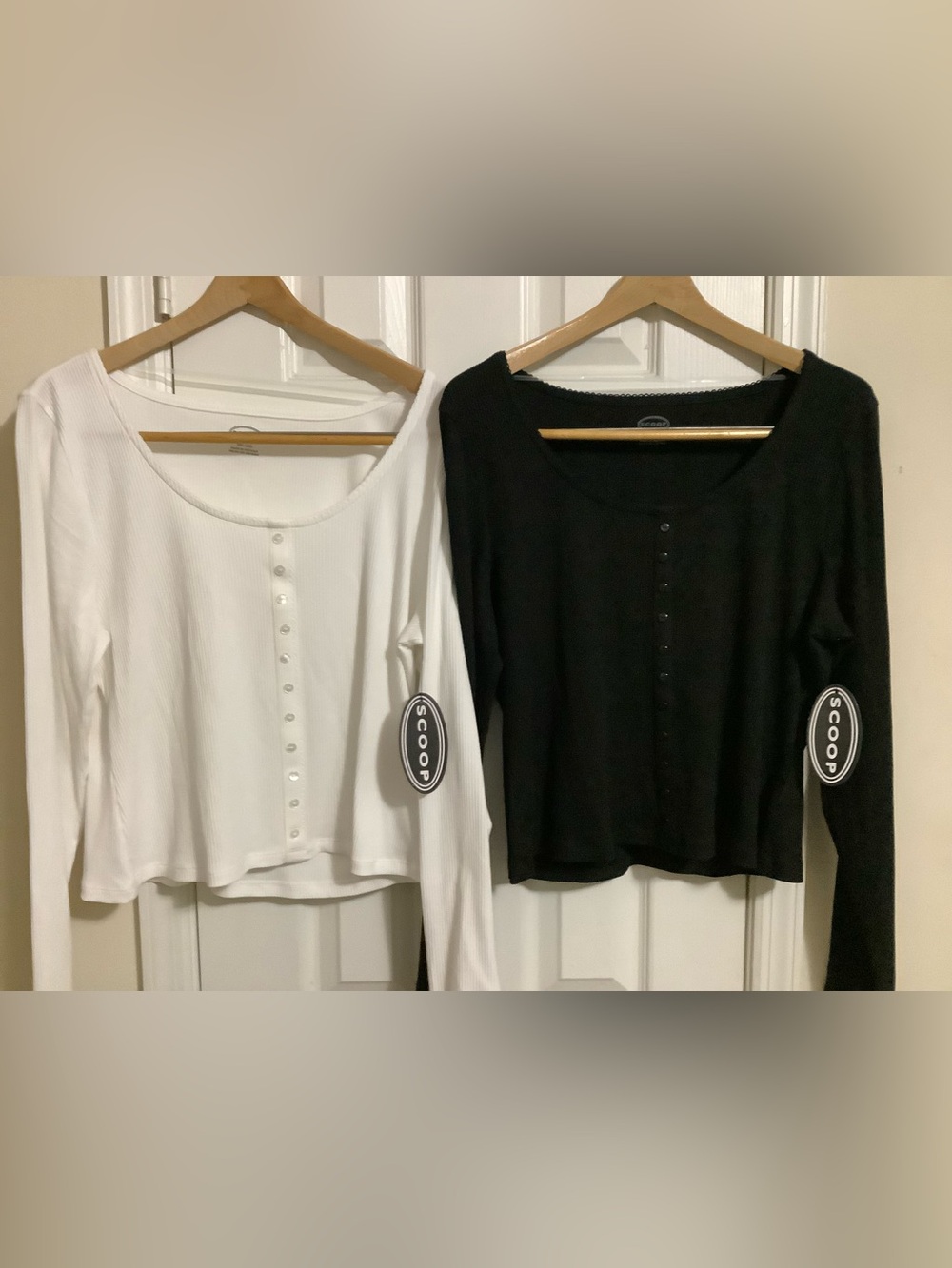 Scoop long sleeve lace shirts, size~XL